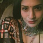 Maulika Patel Instagram - Suvarna navratri 💫 Different experience or i can say Suvarna experience of navratri @suvarnanavratriahmedabad includes A lovely Temple of Maa Ambe, Comfortable floor for garba , D Decor & Our @jigrra 🎶🧡 #navratri #navratri2023 #suvarnanavratri2023 #suvarnanavratriahmedabad #ahmedabad #love #maaambe #favourite #favouritefestival #garba #belief #indianattire #friends #melodiousvibe #ilovemyblessedlife💕