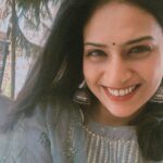 Maulika Patel Instagram - Happy Rakshabandhan To All My Brothers 📿 Don’t worry I will take care of you all 😜 Just one Dhamki Please improve this year 🤣 #tomandjerry #brothersisterfights #brothersisterlove #friends #family #lifelonglove It’s like a dream to tie a rakhi by my self not via courier @kavalp @digitalrockstar 😮‍💨 Missed you @kewalt77 @bhagyeshonline 💫