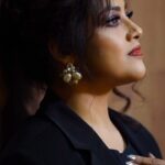 Meena Instagram - Hayyoda - Jawan ✨⚡️ Makeup and hair @vijiknr #reels #instagram #jawan #hayyoda #meenasagar