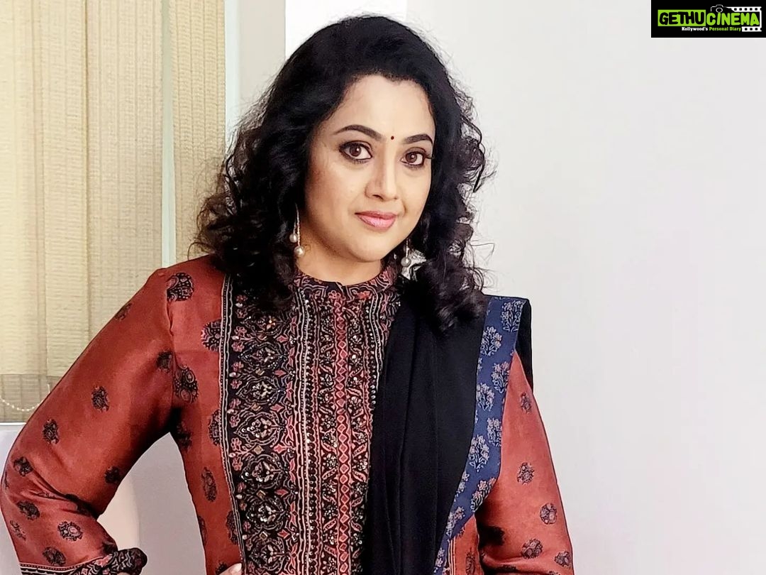 Meena Instagram - Ende Amma Supera @mazhavilmanoramatv at 9pm