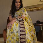 Meena Instagram – 💛 Wrapped in Sunshine: My Yellow Saree Story ☀️

Outfit @maheswari_actress 💛

Maheayyappan label by Maggi

#sareelove #yellow #sunshine #loveyourself #ootd #fashion