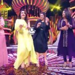 Meena Instagram – 🌟 Your favorite 90’s starlets are back to steal the spotlight! 🎥✨ Join us this Sunday for an unforgettable episode of Start Music, featuring your beloved actresses from the 90s, only on Vijay Television. 📺🎶 Get ready to be swept away by nostalgia and their incredible musical talents! 🕺💃

@vijaytelevision 

Makeup @vijiknr 

#vijaytelevision #startmusic #90sactress #meenasagar