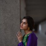 Meenakshi Govindarajan Instagram - ஓடும் நேரம் நிறுத்தி… ஆயுள் ரேக திருத்தி… காதல் செய்வன் கடத்தி… உன் ஒருத்தி நெருப்பும் இறப்பு வரைக்கும்….♥️ @magizham_boutique 📸 @aishwaryashok