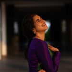 Meenakshi Govindarajan Instagram - ஓடும் நேரம் நிறுத்தி… ஆயுள் ரேக திருத்தி… காதல் செய்வன் கடத்தி… உன் ஒருத்தி நெருப்பும் இறப்பு வரைக்கும்….♥️ @magizham_boutique 📸 @aishwaryashok