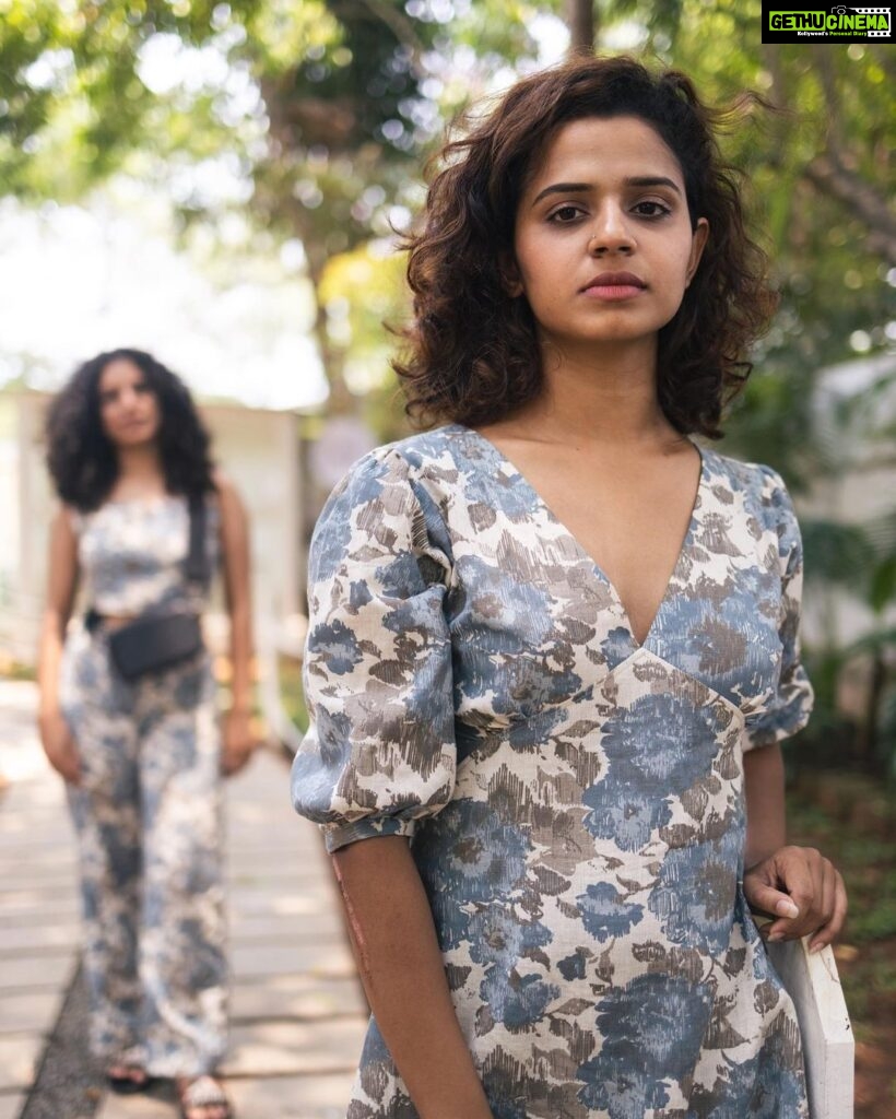 Meenakshi Raveendran Instagram - Meenakshi wearing printed Mini Dress from Aurora collection 🦋🤍 📸 @premsampaul DM for Orders!!