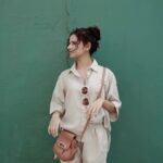 Meenakshi Raveendran Instagram - Shoot for @solace_thelabel w/ @meenakshi.raveendran #fortkochi #streetstyle #streetfashion #photo #photoshoot #fashion #fashionista #solace #reels #reelitfeelit Fort Kochi