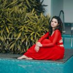 Meenakshi Raveendran Instagram - The cherry blossom🌹🥀🌷 PHOTOGRAPHY : @jishnumurali_ COSTUME : @tiana_designers MAKEUP : @_arya_jithins_makeover Hair : @makeovers_by_anjaly VC : @jiju_k_vijayan Location : @nihararesorts
