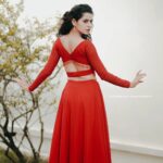 Meenakshi Raveendran Instagram - The cherry blossom🌹🥀🌷 PHOTOGRAPHY : @jishnumurali_ COSTUME : @tiana_designers MAKEUP : @_arya_jithins_makeover Hair : @makeovers_by_anjaly VC : @jiju_k_vijayan Location : @nihararesorts