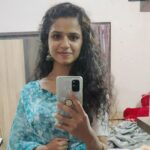 Meenakshi Raveendran Instagram - If you are confident only with my selfies, go for it. I never lie even if i am smeary ; Says the mirror!!!