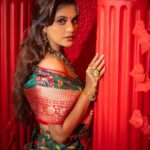 Megha Chakraborty Instagram – NAVRATRI DAY 6 Look featuring the beautiful @chakrabortymegha in a Modern Goddess Avatar where she represents Color Green, 6th Color of Navratri ❤️

Shoot Concept & Designed By:- @nehaadhvikmahajan @bridalsbynam 
.
💄MUA , Hair & Styling :- 
@nehaadhvikmahajan 
.
Assisted By :- @styleby_vaishnavi
.
🥻Saree :- @neerusindia
.
💍Jewelery :- @sonisapphire 
.
🎥:- @deepak_das_photography @kakali_das_photography
.
#meghachakraborty 
#makeup #ootd #nehaadhvikmahajan #makeupbyme💄 #nammakeovers #bride #to #be #bridal #look #bridalmakeupartist #destinationweddingmakeupartist #weddingmakeup #hair #hairstyling #nammakeovers #bollywood #television #makeupartist #mumbai #traveller #all #over #the #globe