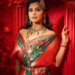 Megha Chakraborty Instagram – NAVRATRI DAY 6 Look featuring the beautiful @chakrabortymegha in a Modern Goddess Avatar where she represents Color Green, 6th Color of Navratri ❤️

Shoot Concept & Designed By:- @nehaadhvikmahajan @bridalsbynam 
.
💄MUA , Hair & Styling :- 
@nehaadhvikmahajan 
.
Assisted By :- @styleby_vaishnavi
.
🥻Saree :- @neerusindia
.
💍Jewelery :- @sonisapphire 
.
🎥:- @deepak_das_photography @kakali_das_photography
.
#meghachakraborty 
#makeup #ootd #nehaadhvikmahajan #makeupbyme💄 #nammakeovers #bride #to #be #bridal #look #bridalmakeupartist #destinationweddingmakeupartist #weddingmakeup #hair #hairstyling #nammakeovers #bollywood #television #makeupartist #mumbai #traveller #all #over #the #globe