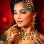 Megha Chakraborty Instagram – NAVRATRI DAY 6 featuring @chakrabortymegha as the Modern Indian Goddess where she represents the color Green💚
.
Shoot Concept & Designed By:- @nehaadhvikmahajan @bridalsbynam 
.
💄MUA , Hair & Styling :- 
@nehaadhvikmahajan 
.
Assisted By :- @styleby_vaishnavi
.
🥻Saree :- @neerusindia
.
💍Jewelery :- @sonisapphire 
.
🎥:- @deepak_das_photography @kakali_das_photography
.
#meghachakraborty 
#makeup #ootd #nehaadhvikmahajan #makeupbyme💄 #nammakeovers #bride #to #be #bridal #look #bridalmakeupartist #destinationweddingmakeupartist #weddingmakeup #hair #hairstyling #nammakeovers #bollywood #television #makeupartist #mumbai #traveller #all #over #the #globe