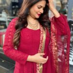 Megha Dhade Instagram - Happy Dashehra To All my Beautiful InstaFamily ❤️🤗 🙏🏻💕🍀🍀 Special thanks to My darling friend @meganmegsofficial for this Beautiful Festive Outfit Love it ❤️❤️❤️❤️
