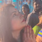 Megha Dhade Instagram - आज लालबागच्या मातेचे मनोभावे दर्शन घेतले 🙏🌷#navratri2023 #lalbagh #laalbaghchimata @lalbaugchi_mata Lalbaug Sarvajanik Utsav Mandal [Mumbaicha Raja], Ganesh Galli
