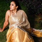 Meghana Gaonkar Instagram - Last of the series⚡️ ~ Styled by @sahanastylediary clicked by @framesbyvikaskakolu for @sankalpa_angadi make up & hair by @makeovers_sudhanatesh