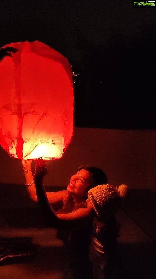 Meghashree Instagram - Be positive always ✨🧿♥️ happy dewali 🪔 2023✨ . . #happy #diwali #bekind #hopes #positive #meghashreegowda #viralvideos #trending #2023
