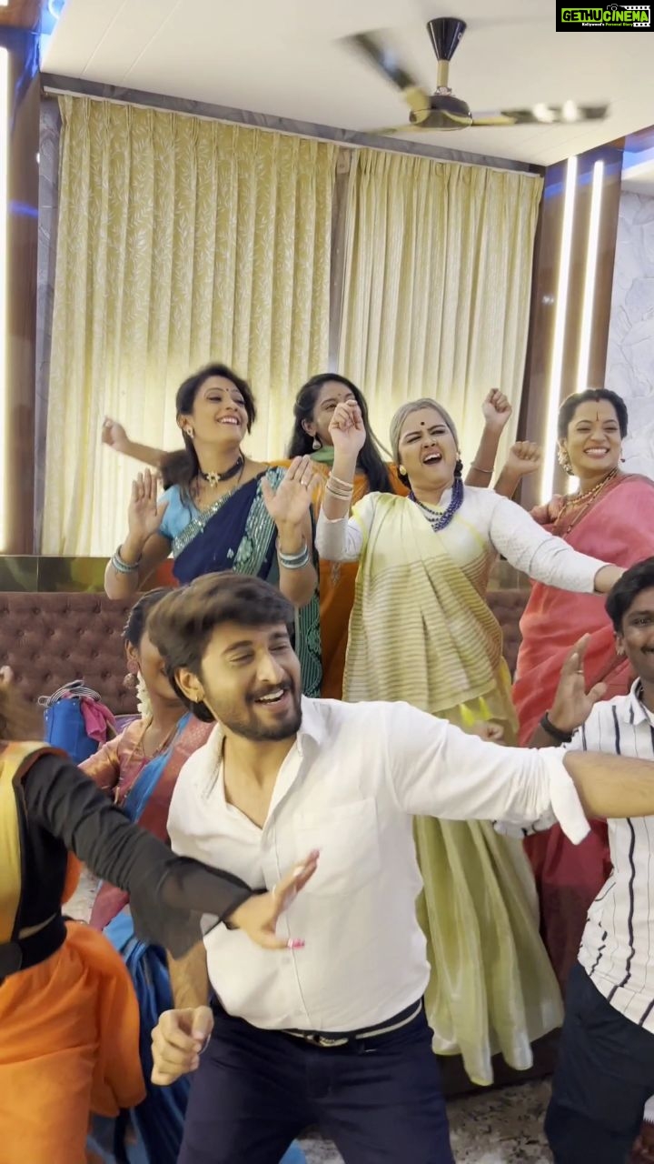 Meghashree - 37.3K Likes - High energy time on sets!! 🔥🔥
Well...happy friendship day! 🤝😁
.
@radha.jai06
@_priyanka_ds
@chandrakala.mohan.official
@ashoka_ba_official
@archana.s.gaikwad
@meghashree_official
@bhuvana_official
#Punyavathi #colorsKANNADA #shootingtimefun #funtime #newtrend #trendingreels #trendingaudio