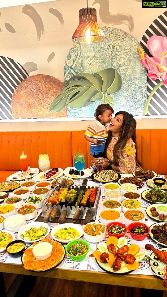 Meghashree Instagram - Largest buffet in Bangalore! Also in Banerghatta @thebigbarbeque offers 150+ items with prices starting from 699. The place is very vibrant and cozy, must say they put a lot of efforts in keeping their service at such incredible levels. Highly recommended! Must visit PR and Digital Marketing Partner @thedigixperts