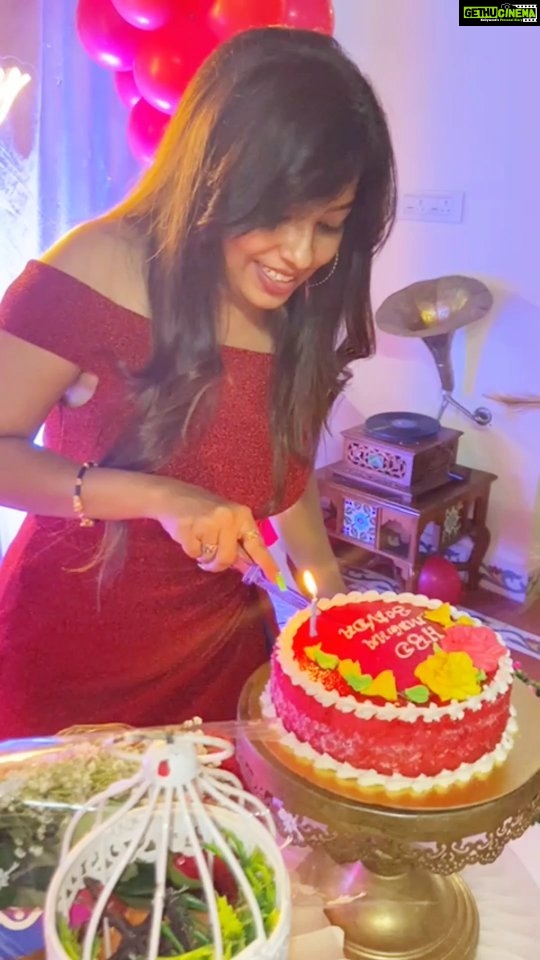 Meghashree Instagram - Thankyou so much guys❤️🧿 I LOVE YOU JASTHI.....❤️🤗🧿 Big Thanks to @golden._.events🤗 You guys made my day so special❤️ . . Location:@escape_valley_resort Outfit:@iyra_designstudio . . #birthday #celebration #may31st #meghashreegowda #friendsforever