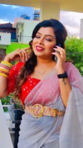 Meghashree Instagram - Sanju....🙋🙈❤️🧿
.
.
Saree: @_unique_sarees_