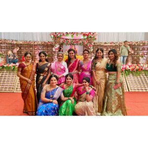 Meghashree Instagram - Happy gowri Ganesha fastival ♥️🧿
.
.
@neharamakrishna 
@radha.jai06 
@_priyanka_ds 
@thebhuvisatya 
@bhuvana_official 
@archana.s.gaikwad 
@ashoka_ba_official 
@manoja.official 
@chandrakala.mohan.official
@iam.kavitha_official