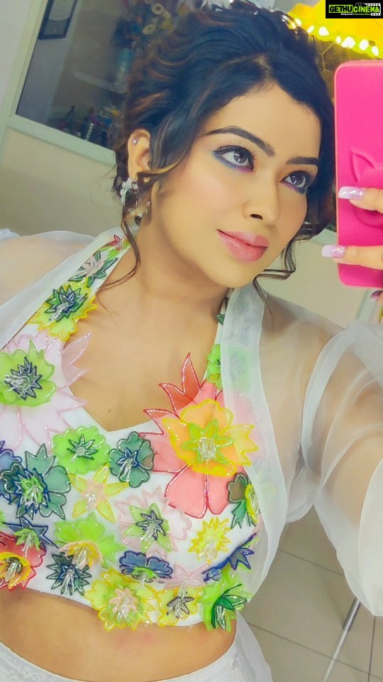 Meghashree Instagram - 🤍🤍🤍 . . Makeup:@makeupartistryby_yashjain Earrings:@banglorebridaljewellery_ Outfit:@iyra_designstudio