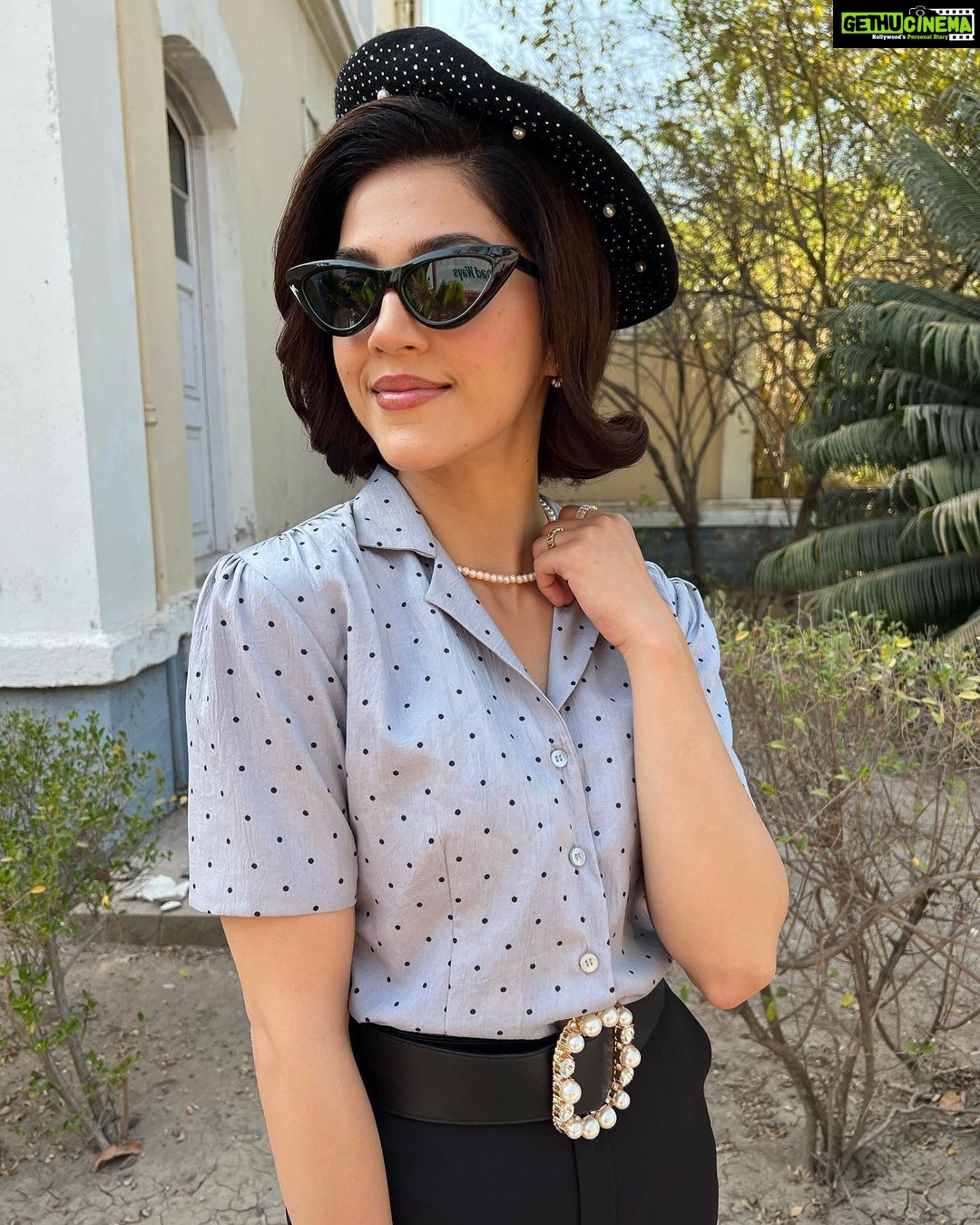 Mehrene Kaur Pirzada Instagram -