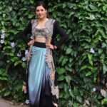 Mehrene Kaur Pirzada Instagram - #Spark Promotions 💙 @shrutisachhdevaofficial @karnikajewelshyd @6shweta