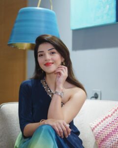Mehrene Kaur Pirzada Instagram - 💙