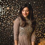 Mehrene Kaur Pirzada Instagram - ✨ 💫 A beautiful sparkly evening to celebrate @abhinavmishra_ @thehouseoframbhajos @needledust @quirkbrandconsulting