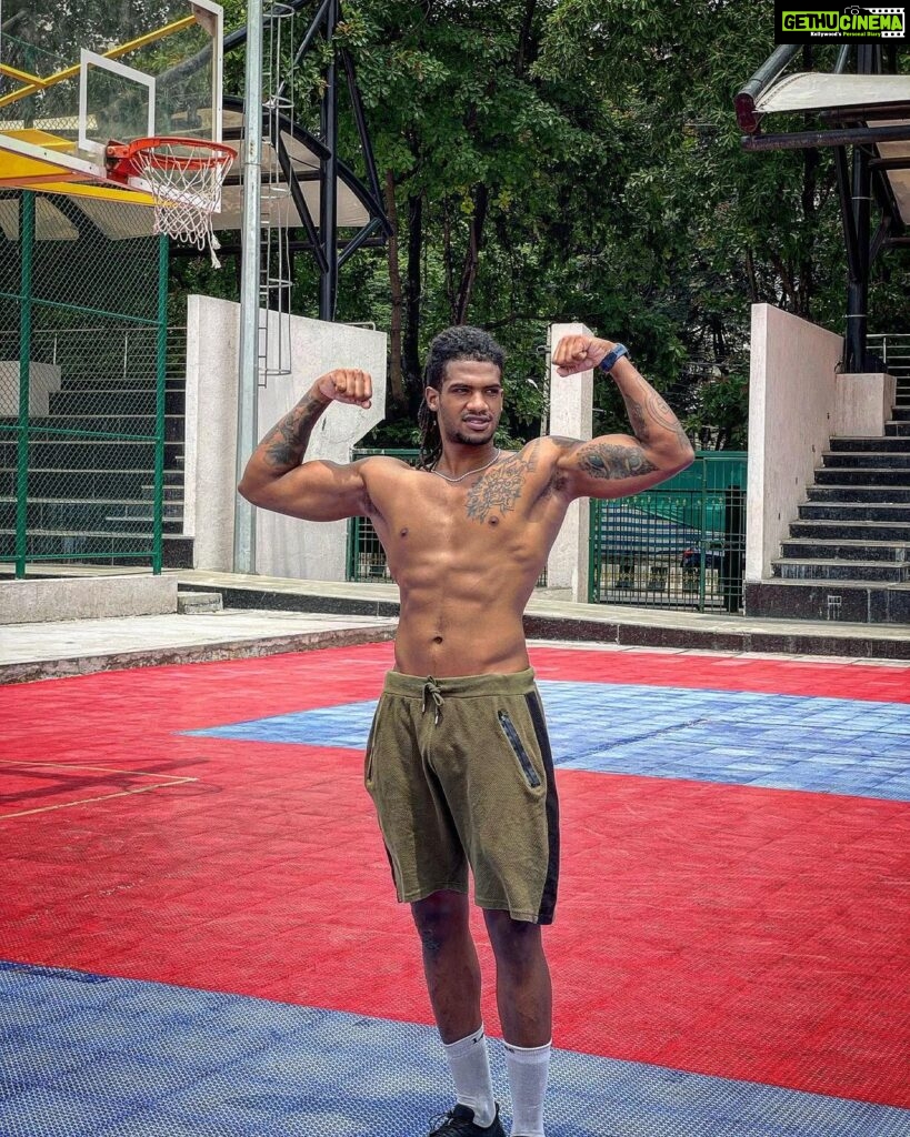 Michael Ajay Instagram - ALL ROUND ATHLETE 🏀💪🏾 #michaelajay #athlete #aesthetic