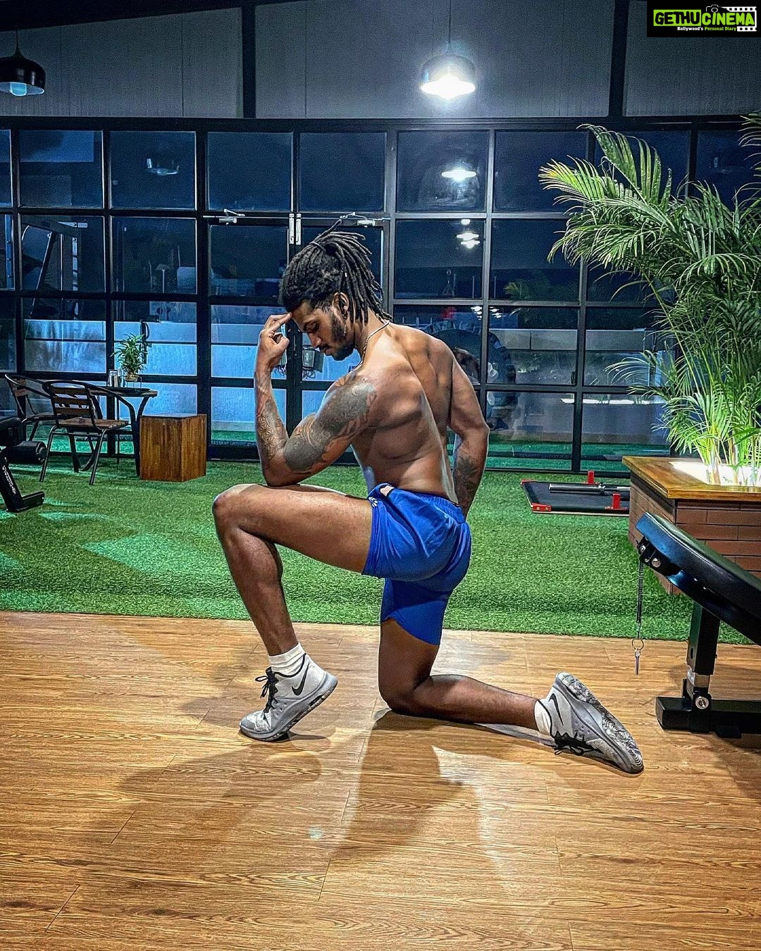 Michael Ajay - 6.4K Likes - Pain and Gain š„
#michaelajay #2023 #gym #fitfam