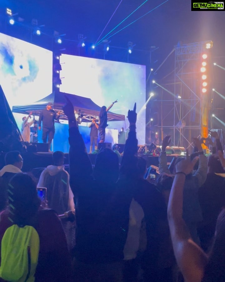 Michael Ajay Instagram - Some @steppinoutmusicfestival madness! #michaelajay #rannvijaysingha #steppinout Bangalore, India