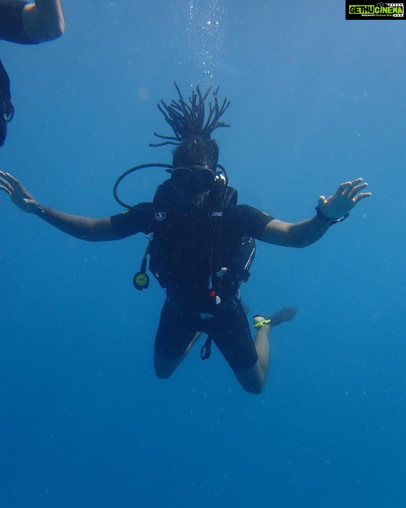 Michael Ajay Instagram - Maldives or should I say malDIVEs! What an adventure !! @nikhilchinapa @fleetfootadventures thanks for the adventures! And @faathi.faathi thanks for the amazing pictures. Day 3 and 4 reels coming soon 🔥 Maafushi Island