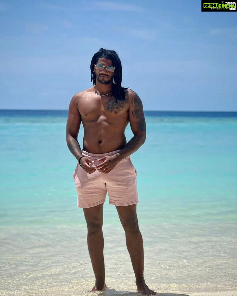 Michael Ajay Instagram - Embracing the bulk / Dad bod era.😌 📸 : @allthingssameer #michaelajay #maldives #bulking #bulk #beachlife #divingtrip #bluewaters #traveler Maafushi Island