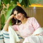 Miesha Saakshi Iyer Instagram - Getting Festive Ready in @houseofkari.in ‘s gorgeous new collection ✨🫶🏻 #festivewear #diwali #ethnicwear Location courtesy @baliboo.official
