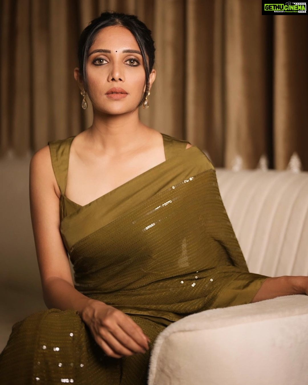 Milana Nagaraj Instagram - Styling: @tejukranthi Blouse: @kalasthreebytejaswinikranthi Assisted by @khushi_jagadisha MUA: @makeup_sachin PC: @suhas_sapthagiri