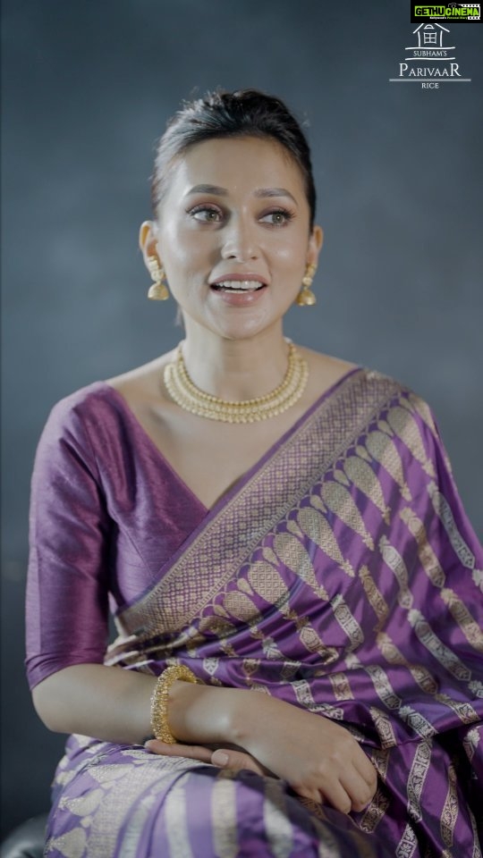 Mimi Chakraborty Instagram - Shubho Mahalaya - a time to awaken the soul and savor the sweetness of traditions. With Subham's Parivaar Rice, we're here to fill your hearts with warmth and your taste buds with love. Order online on Amazon and make this Mahalaya even more delightful. 🍚💖 #ShubhoMahalaya #SubhamsParivaarRice #MimiChakraborty