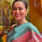 Mimi Chakraborty Instagram - মহা অষ্টমীর আন্তরিক প্রীতি ও শুভেচ্ছা । Subho Maha Astami🙏 #duggadugga #durgapuja