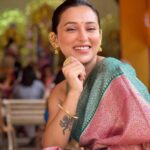Mimi Chakraborty Instagram - মহা অষ্টমীর আন্তরিক প্রীতি ও শুভেচ্ছা । Subho Maha Astami🙏 #duggadugga #durgapuja