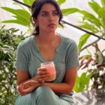 Mirnalini Ravi Instagram – Caption my Mindvoice 💭 Mahabalipuram, Tamil Nadu, India