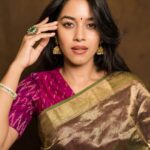 Mirnalini Ravi Instagram - In my Element 🧞‍♀️ Styling - @rashmi_angara Saree - @taneira_sarees Jewellery - @shopriyaaofficial @mangatraijewels Photographer - @_anupphotography