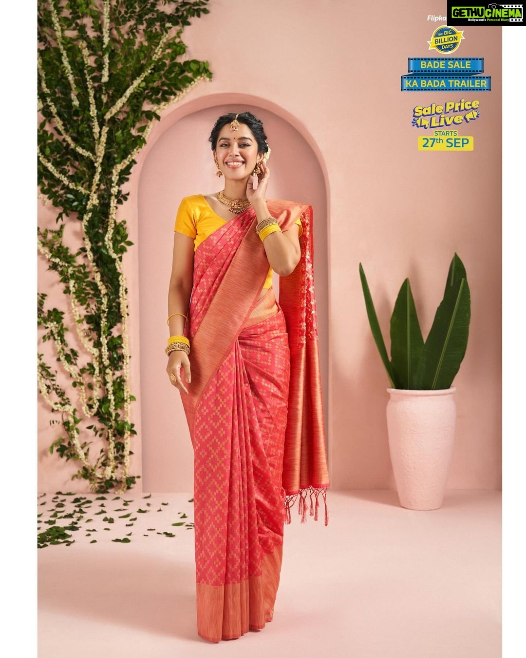 Mirnalini Ravi Instagram - The Big Billion Days are coming soon. Sale prices are already live. Shop sarees, kurtas, sets and more only on Flipkart Fashion. Starting at Rs. 149/- #FlipkartBigBillionDays #SalePriceLive #flipkartfashion #NaamhiKaafiHai @flipkartlifestyle @flipkart @divastri_ethnicwear