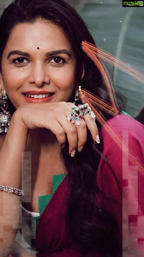 Mitali Mayekar Instagram - Redefine your jewellery this festive season with नखरे. Check out @silvoguebyranka ‘s new collection where you can find amazing festive traditional jewellery pieces with some twist and touch of quirk. Celebrate your Diwali in quirky style this year. Only with @silvoguebyranka ✨ #silvoguebyranka #silvogue #silverjewellery #festiveseason #diwaliseason #quirky