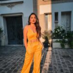 Mitali Mayekar Instagram - Sunshine in my pocket.🌻 . . 📸 @sidchandekar Styled by @shivanipatil_ Outfit @miestetica.in #france #paris #dreamdestination #bonjour #tinypanda #travelbug #vacayvibes #traveller Montmartre