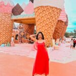 Mitali Mayekar Instagram - (Eye)candy!🍭 . 📸 @kat.kristian ♥️ Styled by @shivanipatil_ 🌸 Outfit @aaprolabel @gateway.pr @goldcoastfilmsofficial #candyland #pattaya #pattayathailand #explore #goldcoastfilms #goldcoastfilmsofficial #thailand #travellersoul Great&Grand Sweet Destination