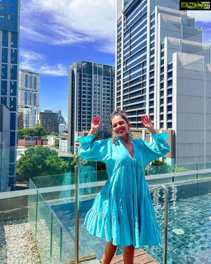 Mitali Mayekar Instagram - Can’t stop, won’t stop grooving!🫶🏻🥰 . . 📸 @kat.kristian ♥️ Styled by @shivanipatil_ 🌸 Outfit @madebycuin @gateway.pr @goldcoastfilmsofficial @skyviewhotelbangkok #candyland #pattaya #pattayathailand #explore #goldcoastfilms #goldcoastfilmsofficial #thailand #travellersoul Skyview Hotel Bangkok