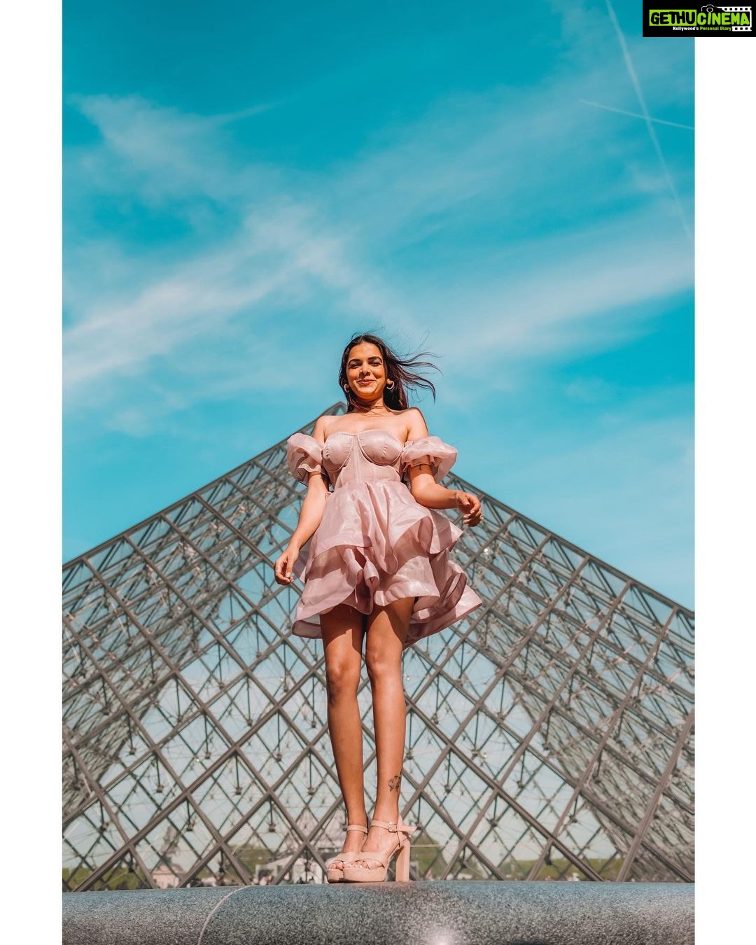 Mitali Mayekar Instagram - Dressed like a Day Dream.✨ . . 📸 @themoment.pg Styled by @shivanipatil_ Outfit @leaclothingco #paris #france #eiffeltower #dreamcometrue #tinypanda #vacayvibes #travelbug #tinypandainparis #explore #travelcouple #travelersoul #goodvibes #coupletravel #couplesthattravel #couplegoals #wanderlust #traveladdict #nature #couple #travelling #explore #travellers #travelwithme #globetrotters #travelcouplelife #creativetravelcouples #creativetravelcouple #earthcouples #earth Louvre Museum Paris