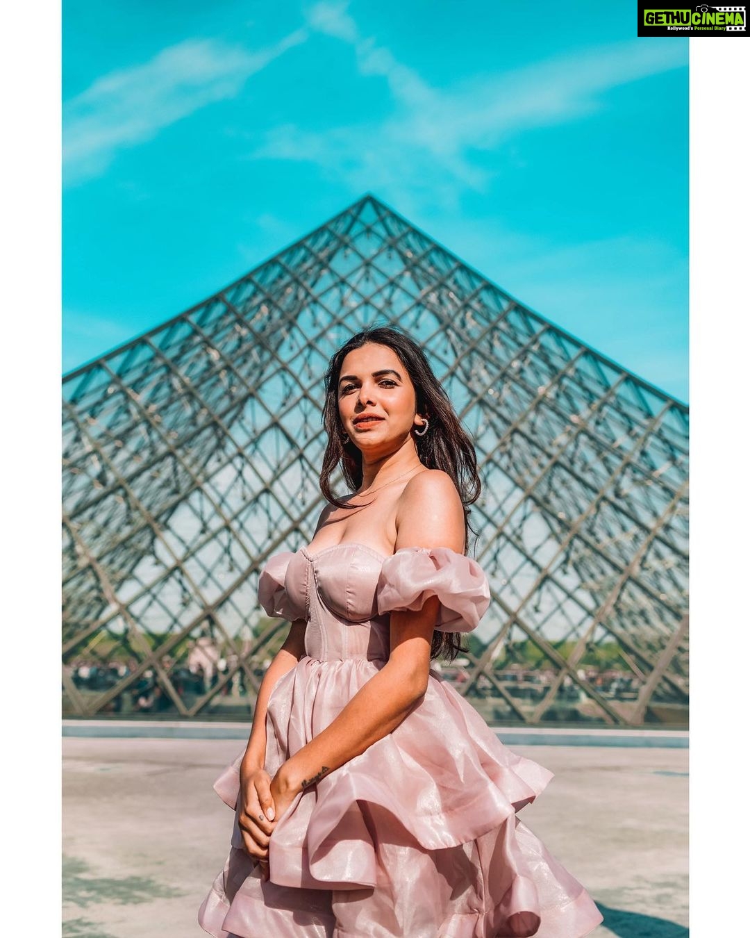 Mitali Mayekar Instagram - Say you’ll remember me…🥀 . . 📸 @themoment.pg Styled by @shivanipatil_ Outfit @leaclothingco #paris #france #eiffeltower #dreamcometrue #tinypanda #vacayvibes #travelbug #tinypandainparis #explore #travelcouple #travelersoul #goodvibes #coupletravel #couplesthattravel #couplegoals #wanderlust #traveladdict #nature #couple #travelling #explore #travellers #travelwithme #globetrotters #travelcouplelife #creativetravelcouples #creativetravelcouple #earthcouples #earthcouple Louvre Museum Paris