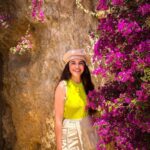 Mitali Mayekar Instagram – Drooling over the bougainvillea, forever and always.🥹😍
📸 @sidchandekar
👗 @zara
Styled by- @shivanipatil_ ♥️
#europe #europetrip #travelbug #bogainvillealove #españa #barcelona #vacayvibes #explore #tinypanda Park Güell, Barcelona